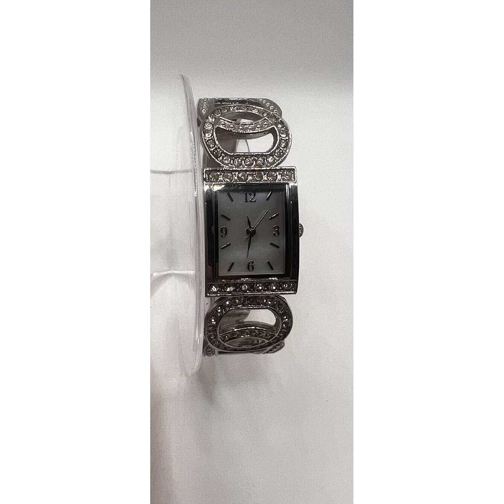 Fashion Women's Wrist Watch With Rhinestones‎ Silver New Battery